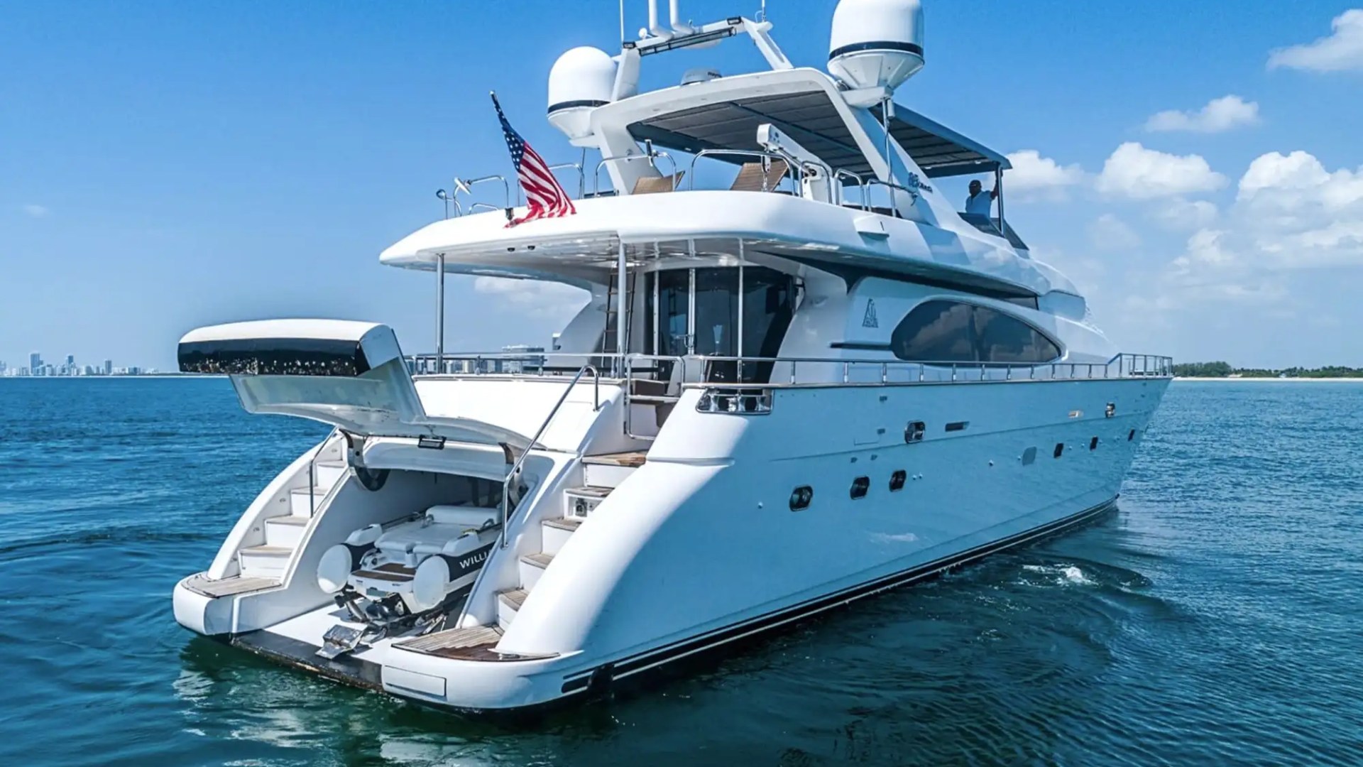 High-altitude skyline drone on 85′ Azimut Miami