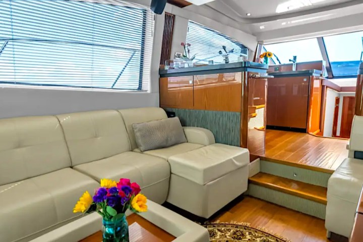 51' SeaRay (2) - Yacht Rental in Tampa, Florida