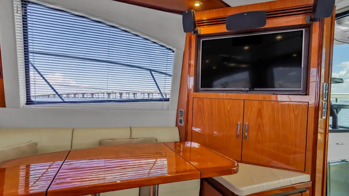 51' SeaRay (2) - Yacht Rental in Tampa, Florida