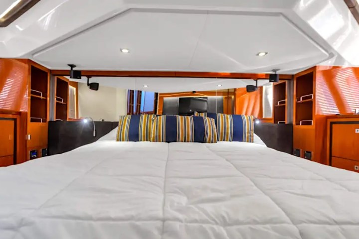 51' SeaRay (2) - Yacht Rental in Tampa, Florida