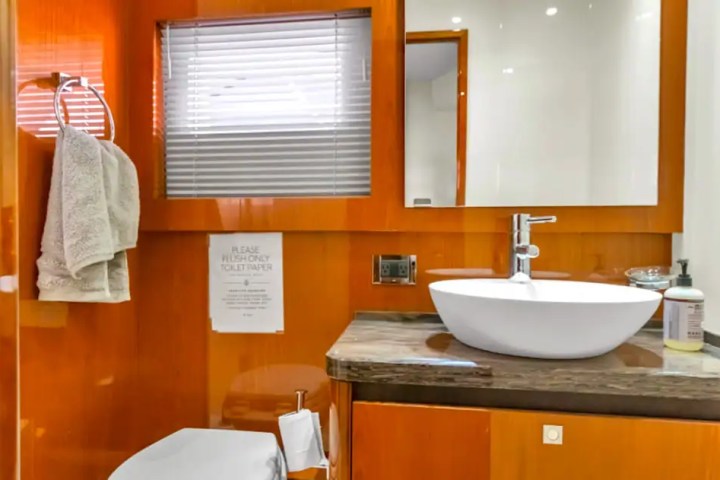 51' SeaRay (2) - Yacht Rental in Tampa, Florida