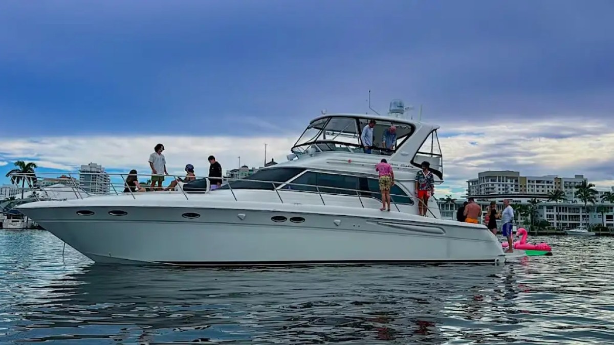 51' SeaRay - Yacht Rental in Dania Beach, Florida