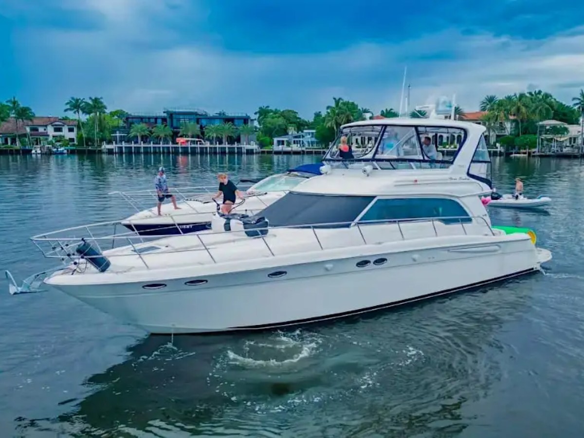51' SeaRay - Yacht Rental in Dania Beach, Florida