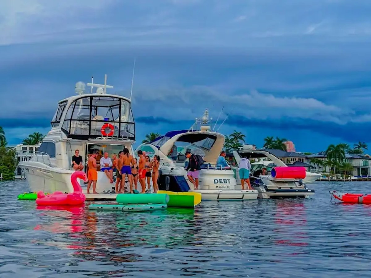 51' SeaRay - Yacht Rental in Dania Beach, Florida