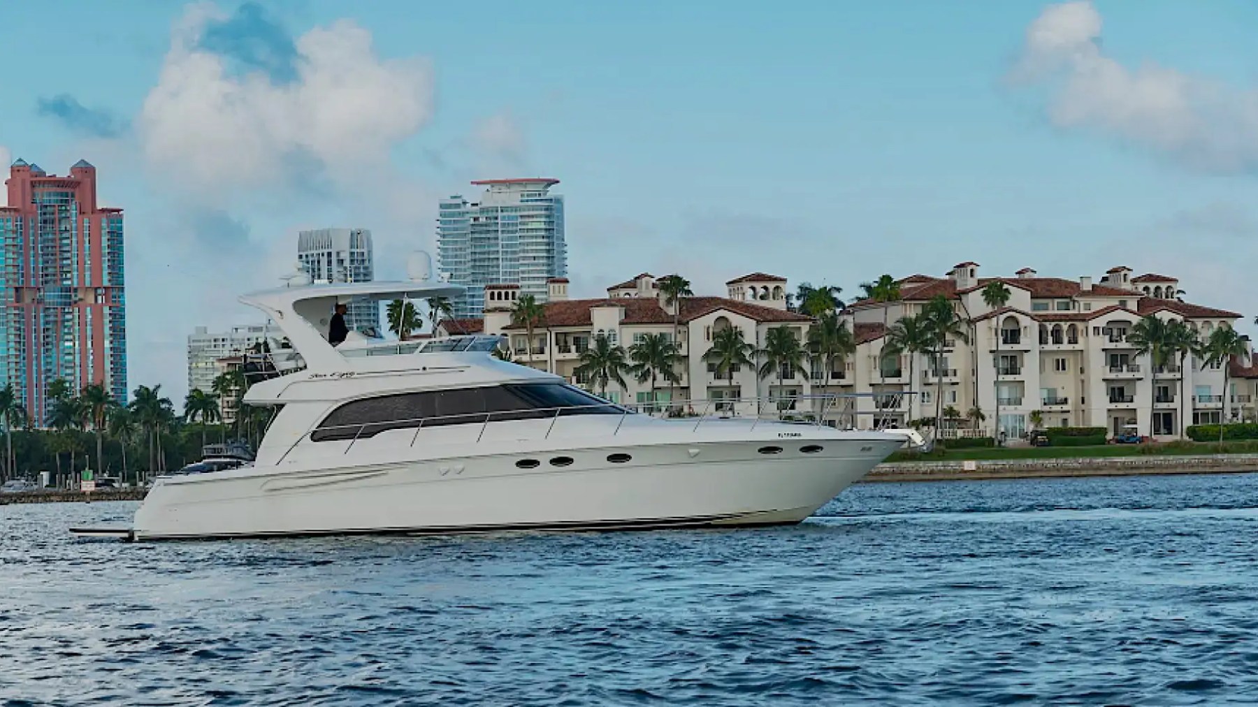51' SeaRay - Yacht Rental in Dania Beach, Florida