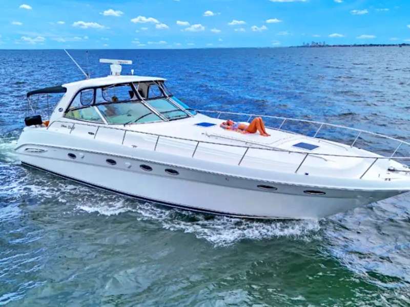 51' SeaRay - Yacht Rental in Tampa, Florida