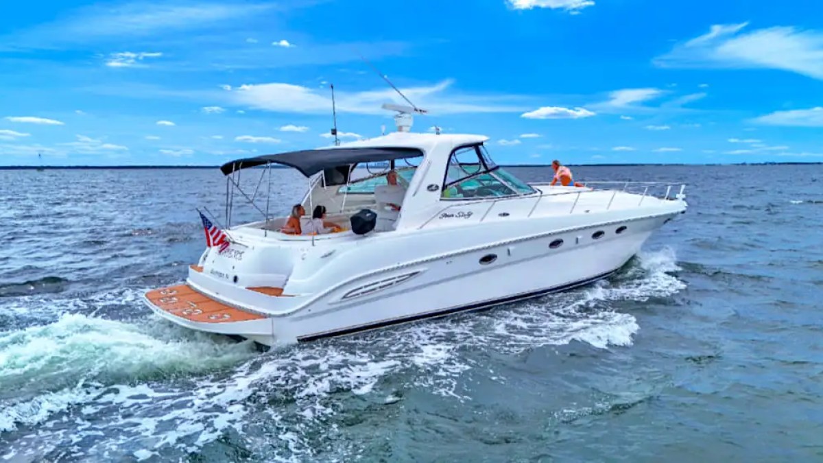 51' SeaRay - Yacht Rental in Tampa, Florida