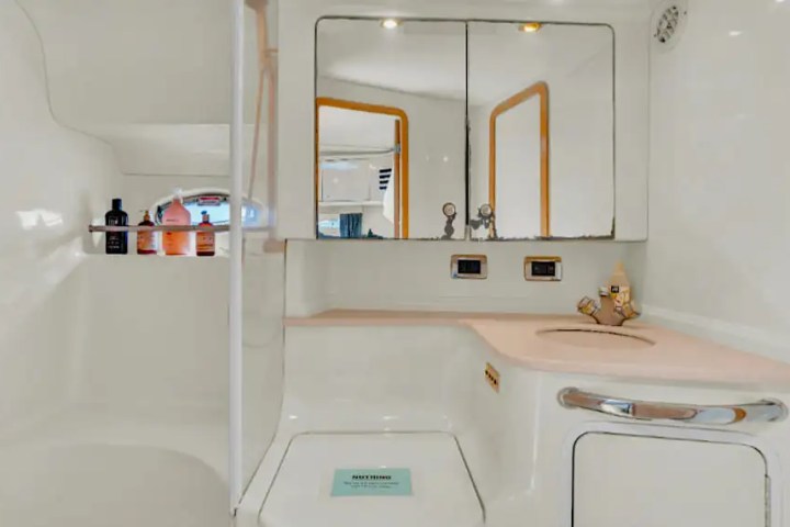 51' SeaRay - Yacht Rental in Tampa, Florida