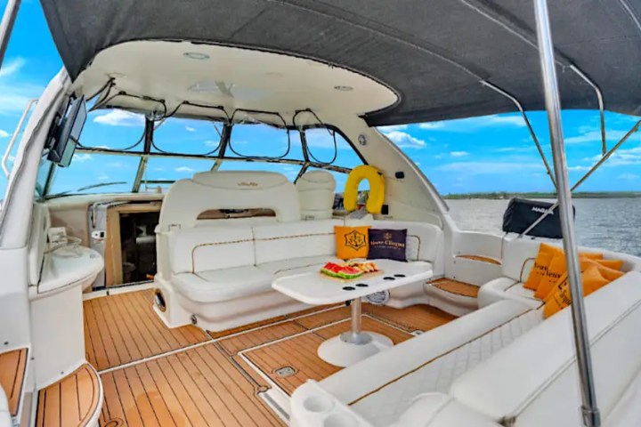 51' SeaRay - Yacht Rental in Tampa, Florida