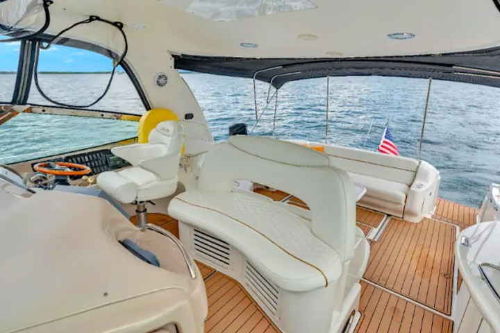 51' SeaRay - Yacht Rental in Tampa, Florida