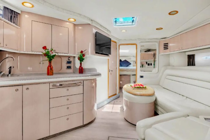 51' SeaRay - Yacht Rental in Tampa, Florida