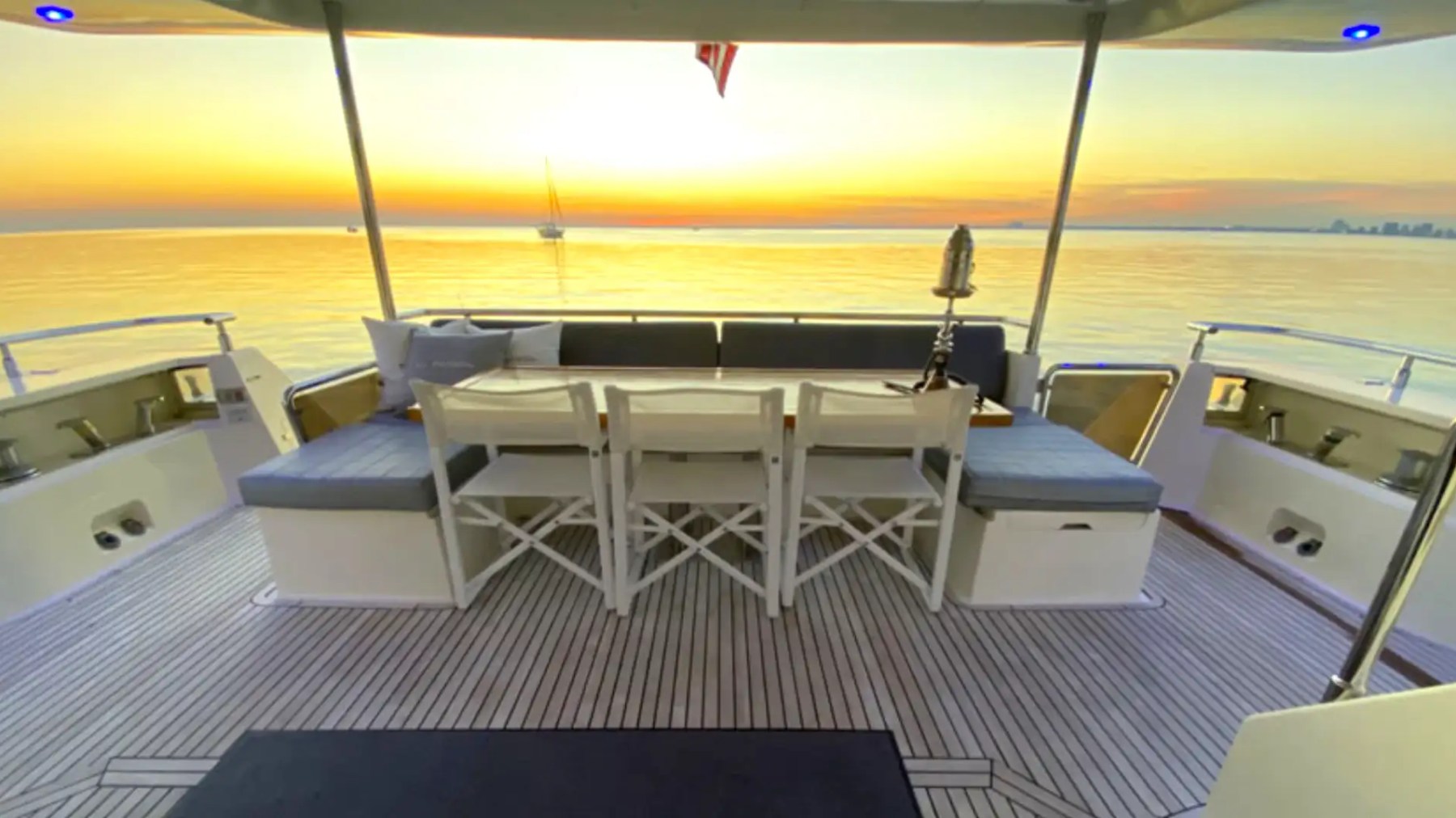 80' Astondoa - Yacht Rental in Fort Lauderdale, Florida