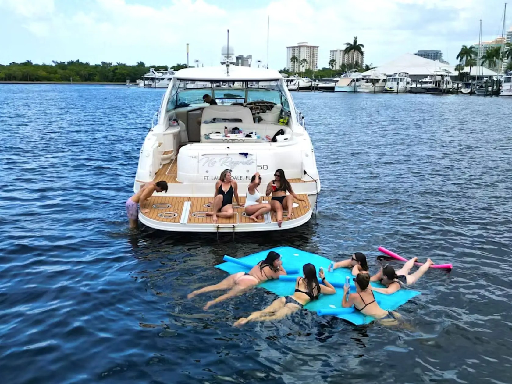 52' SeaRay - Yacht Rental in Fort Lauderdale, Florida