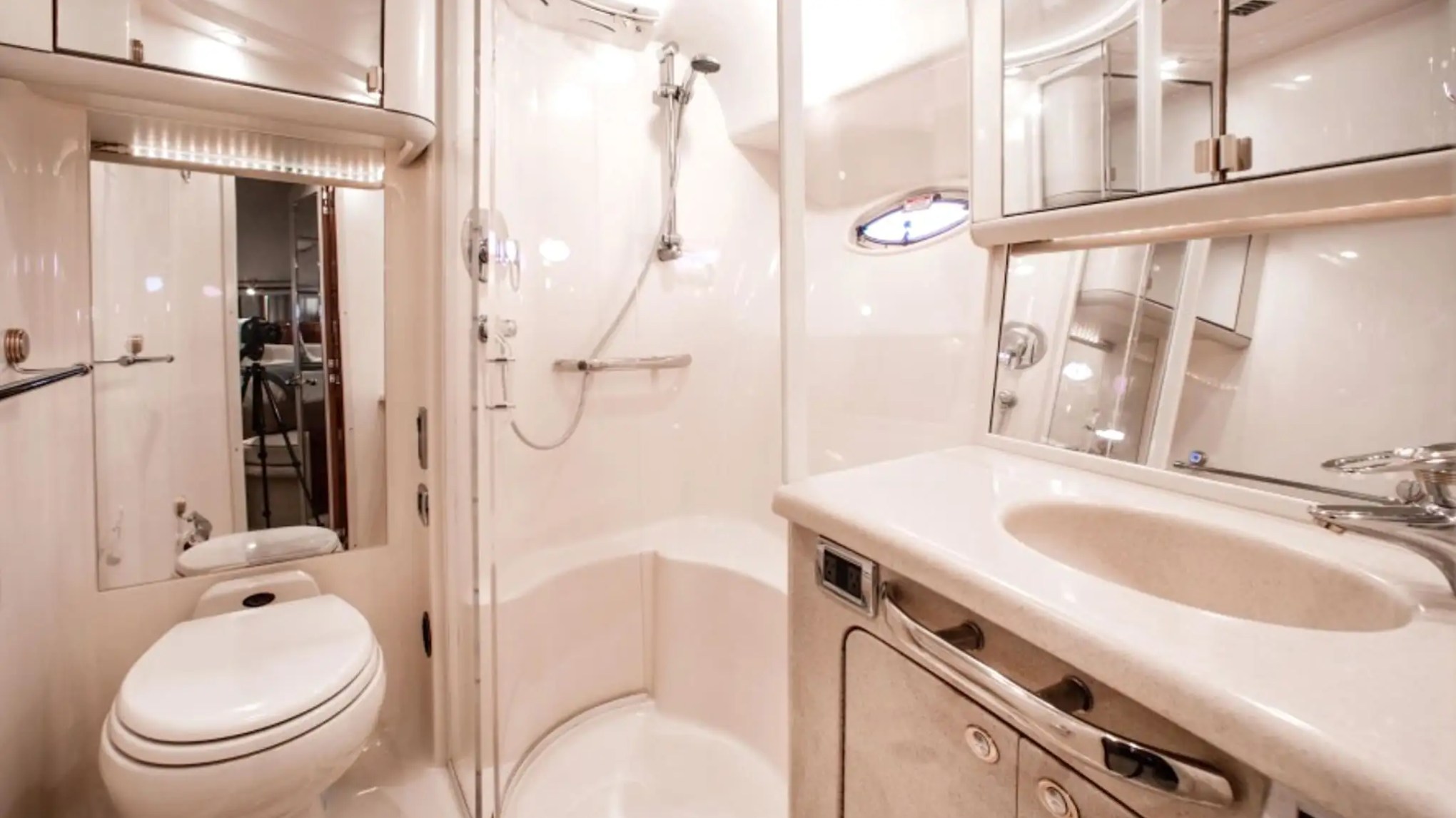 58' SeaRay - Yacht Rental in Fort Lauderdale, Florida