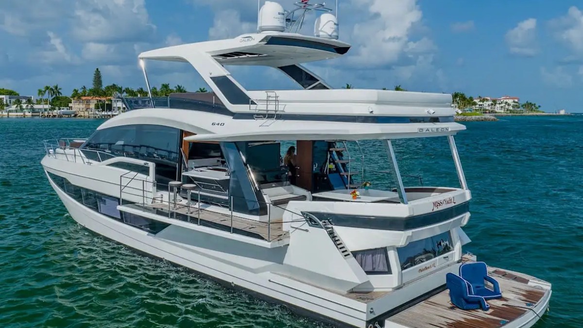 64' Galeon - Yacht Rental in Palm Beach, Florida