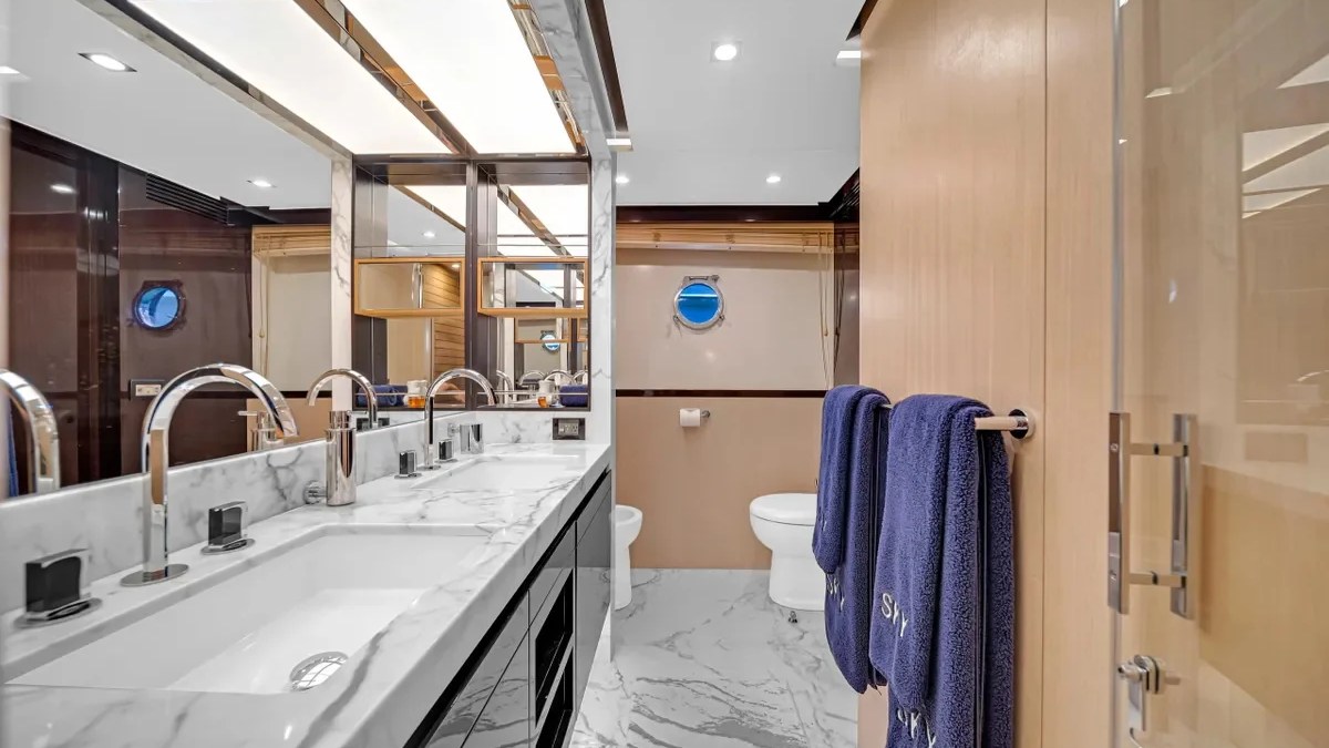 75' Prestige - Yacht Rental in Hollywood, Florida