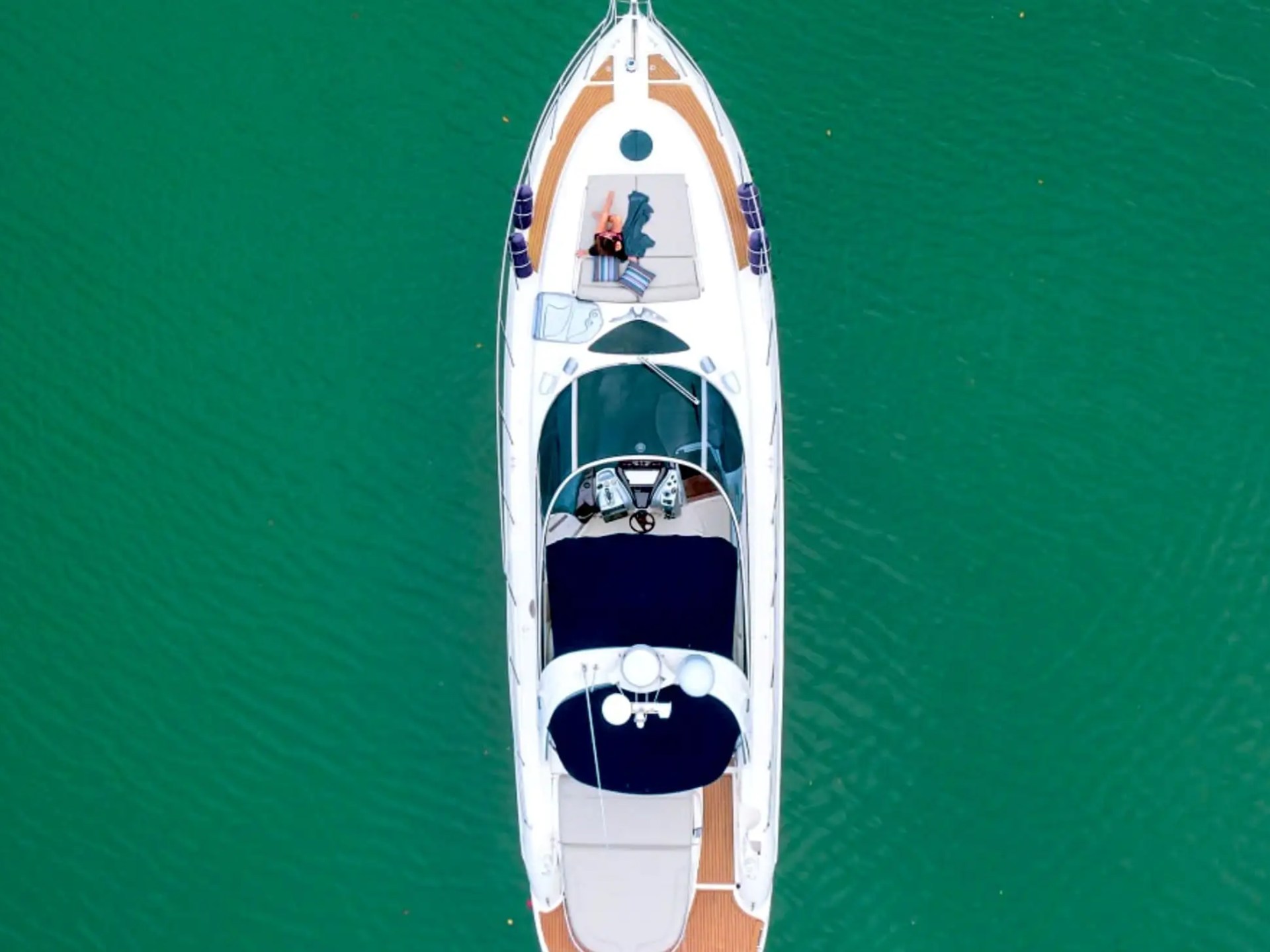 50′ Cranchi flybridge lounge Key Biscayne – image 05