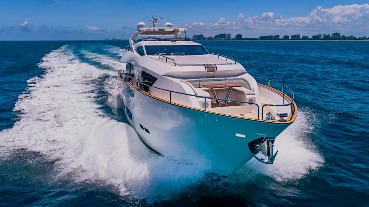 95' SunSeeker - Yacht Rental in Fort Lauderdale, Florida