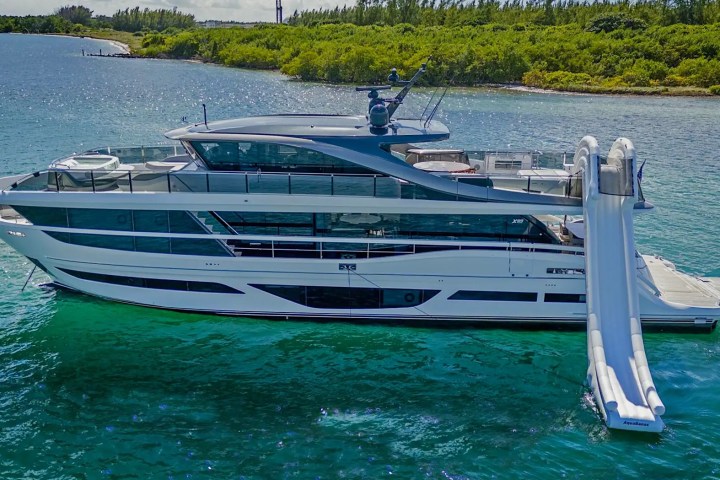 100' Princess - Yacht Rental in Miami, Florida