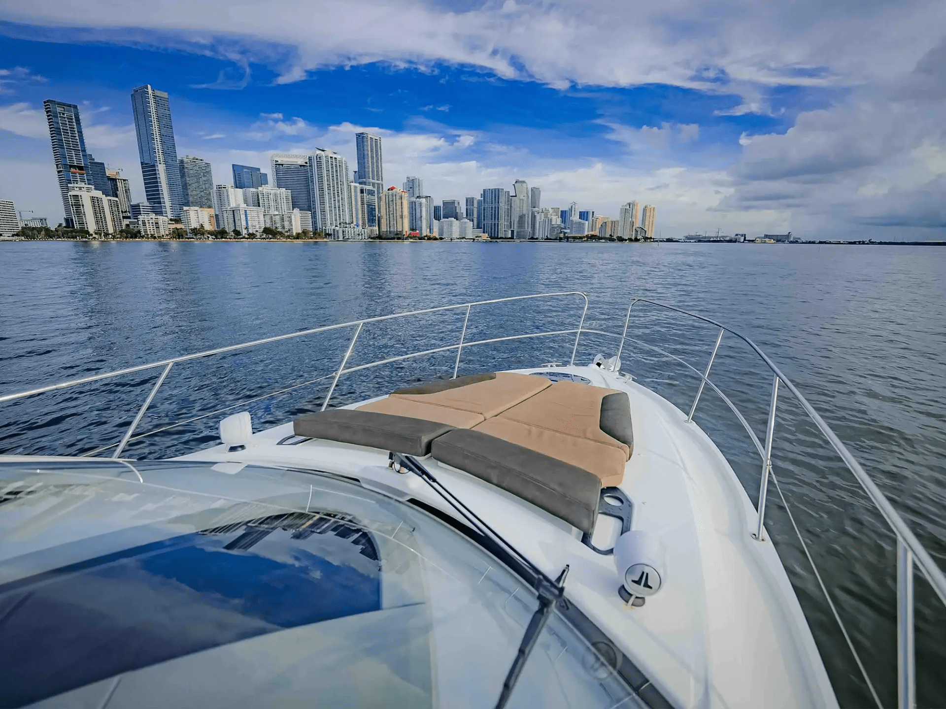 38′ Beneteau swim platform Key Biscayne