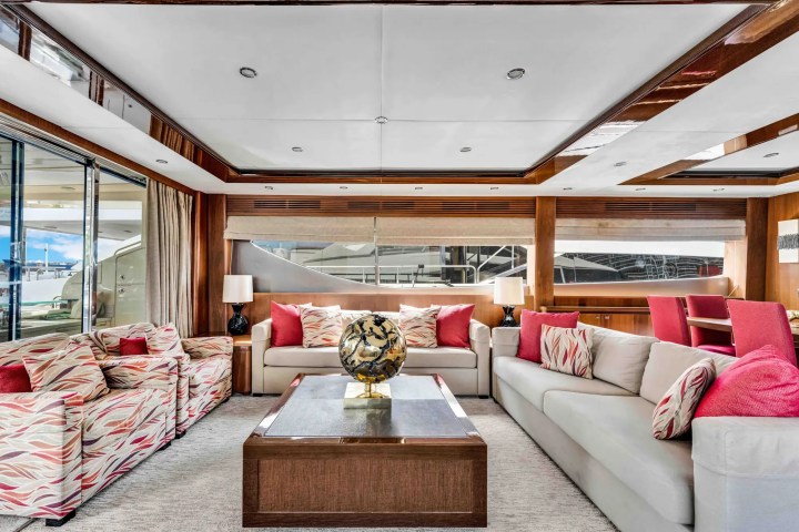 88' Princess - Yacht Rental in Miami Beach, Florida