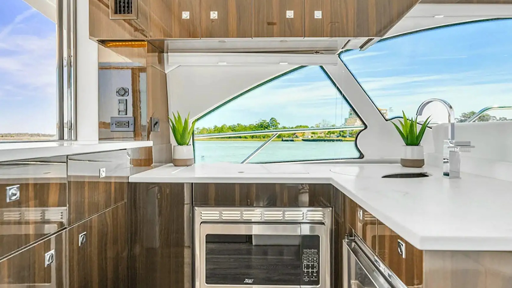50' Cantius - Yacht Rental in Delray Beach, Florida