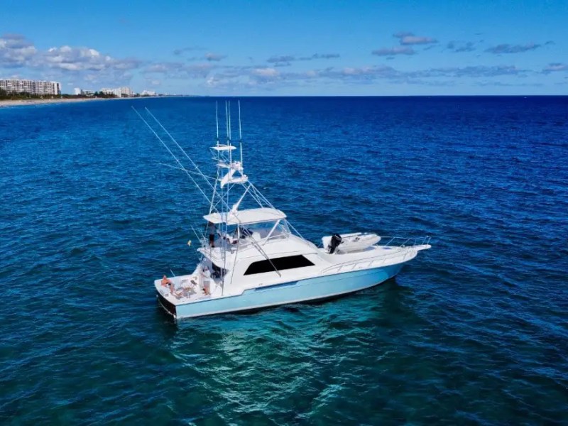 60' Bertram - Yacht Rental in Pompano Beach, Florida
