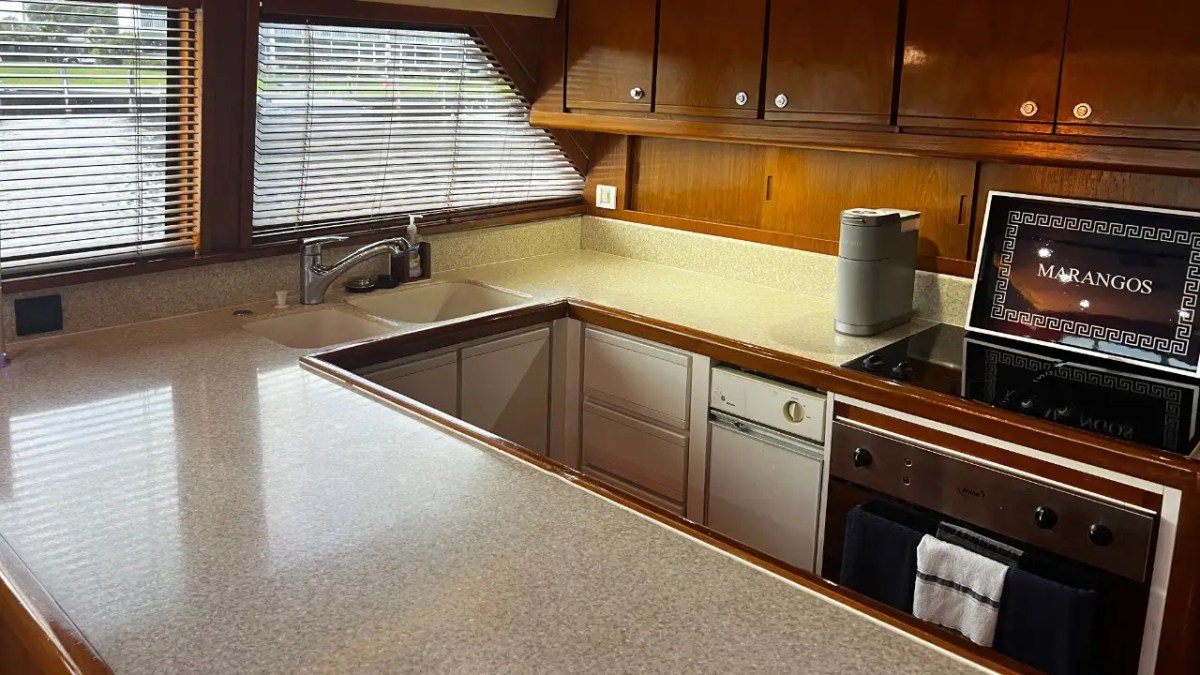 60' Bertram - Yacht Rental in Pompano Beach, Florida