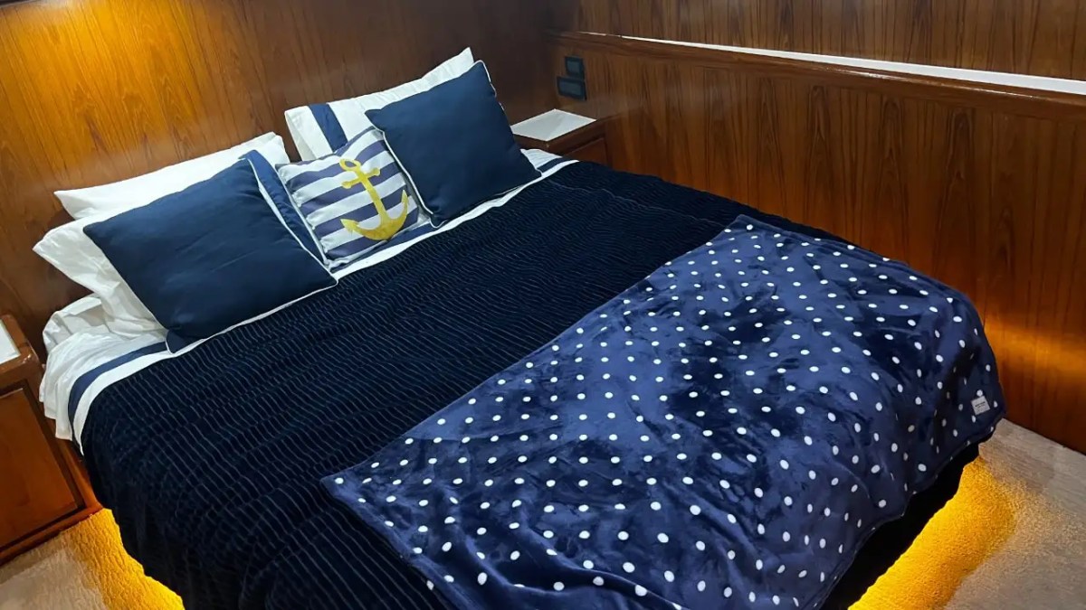 60' Bertram - Yacht Rental in Pompano Beach, Florida