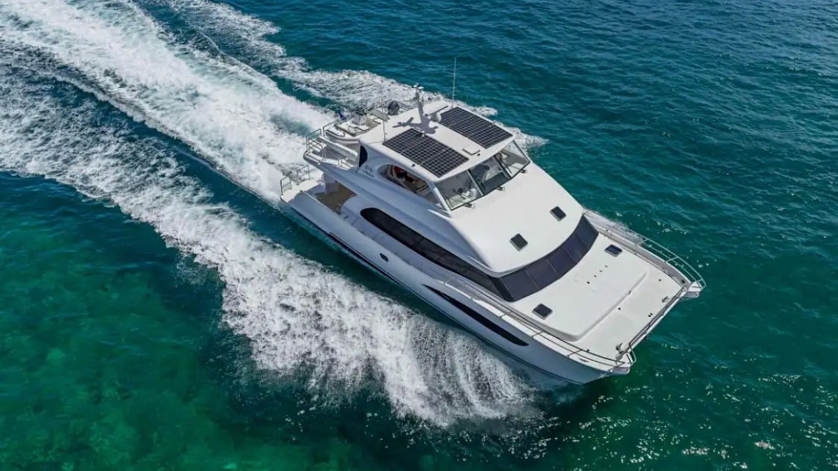 60' Horizon - Yacht Rental in Tampa, Florida