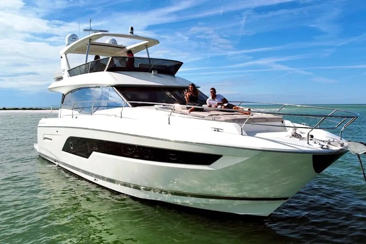 63' Prestige - Yacht Rental in Anna Maria, Florida