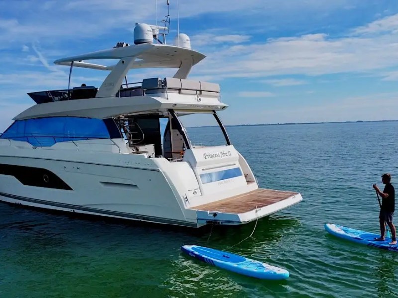 63' Prestige - Yacht Rental in Anna Maria, Florida