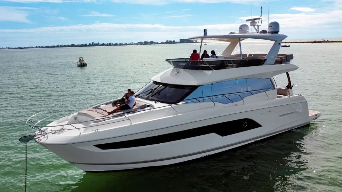 63' Prestige - Yacht Rental in Anna Maria, Florida