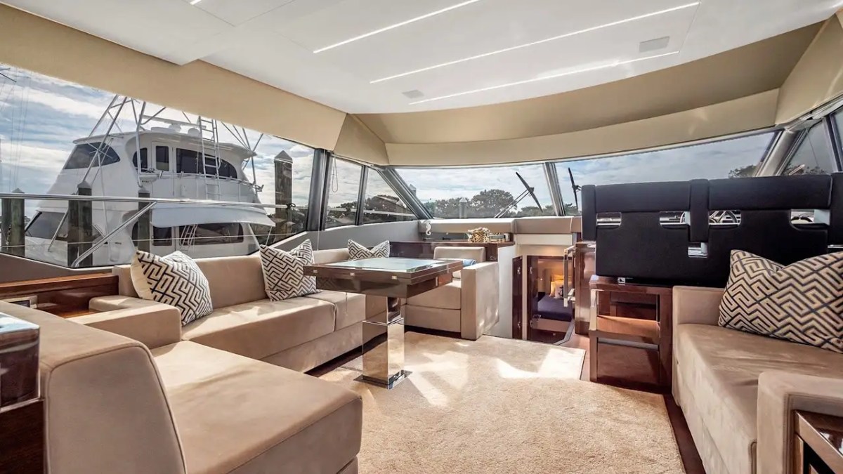 63' Prestige - Yacht Rental in Anna Maria, Florida
