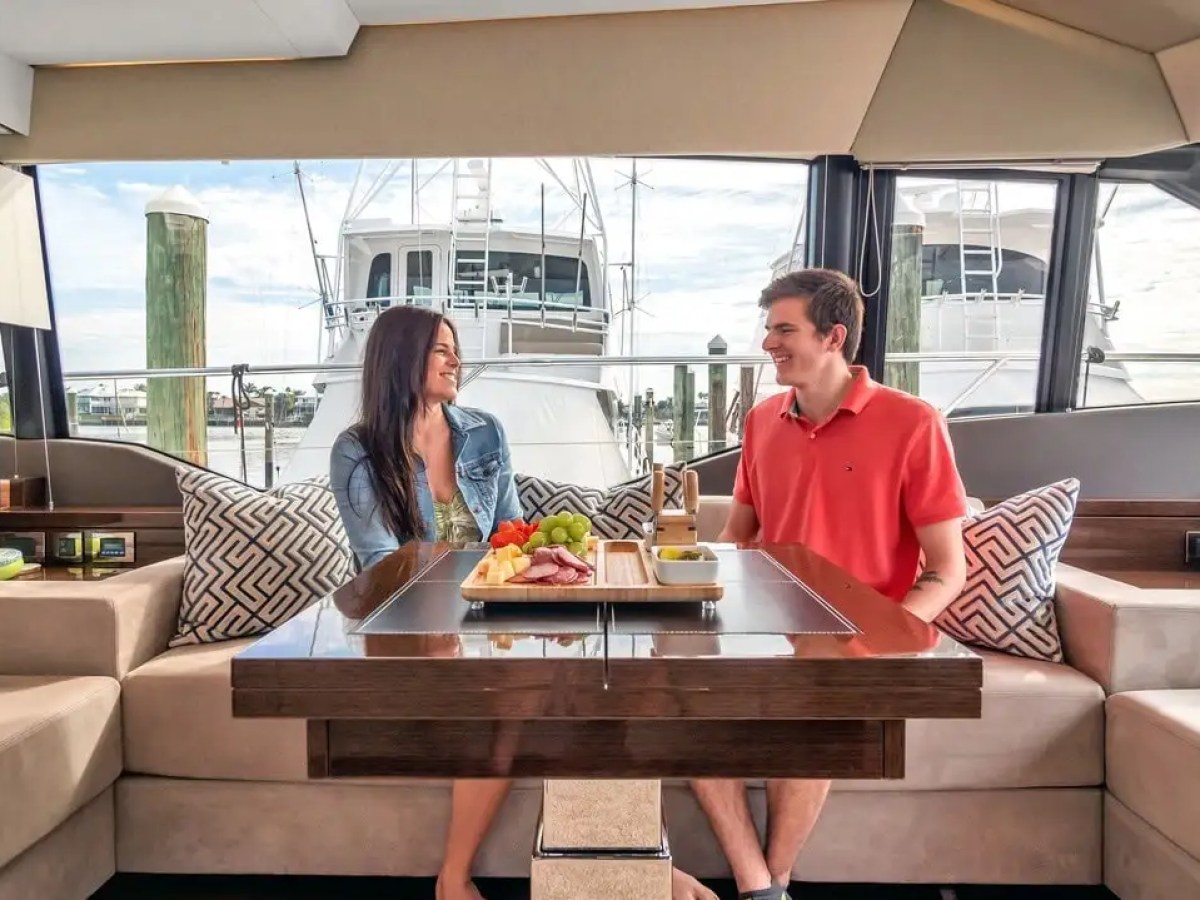 63' Prestige - Yacht Rental in Anna Maria, Florida