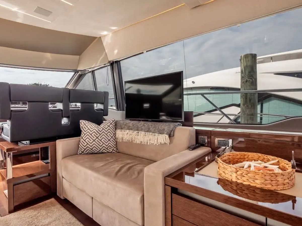 63' Prestige - Yacht Rental in Anna Maria, Florida