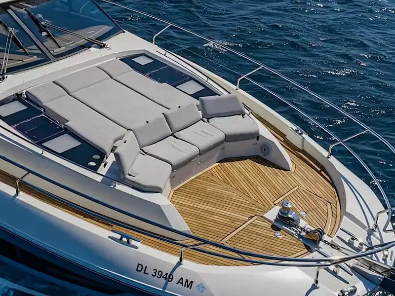 63' Prestige - Yacht Rental in Sarasota, Florida