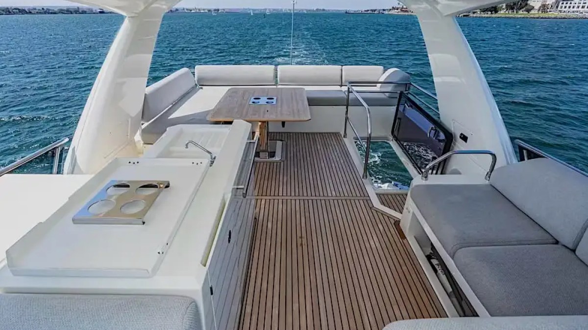 63' Prestige - Yacht Rental in Sarasota, Florida