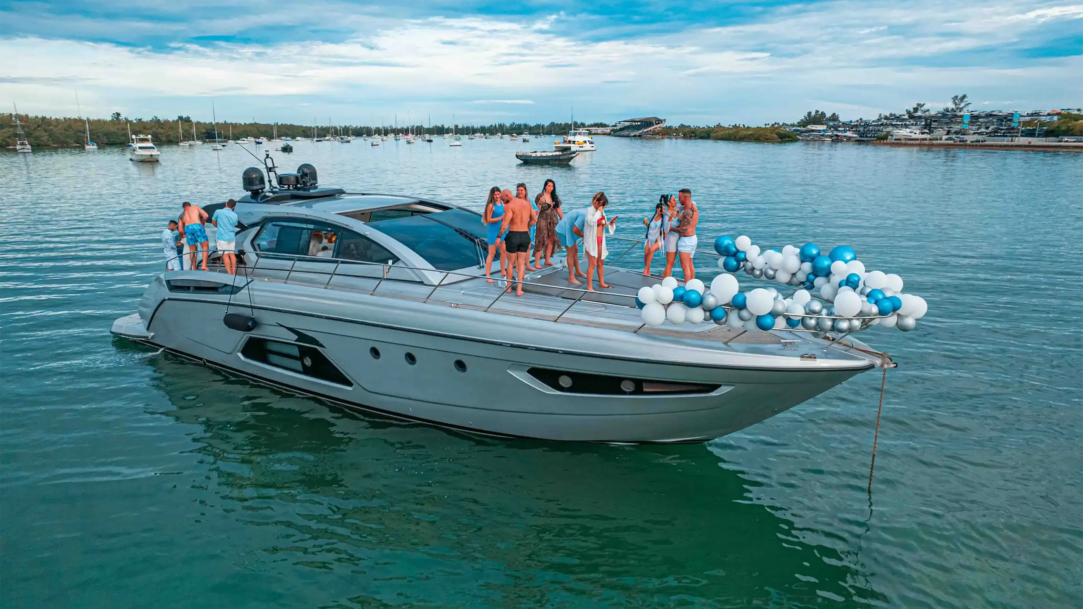 64′ Atlantis bow seating area Miami