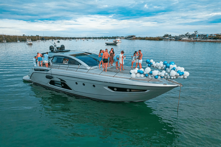 64′ Atlantis bow seating area Miami – image 11