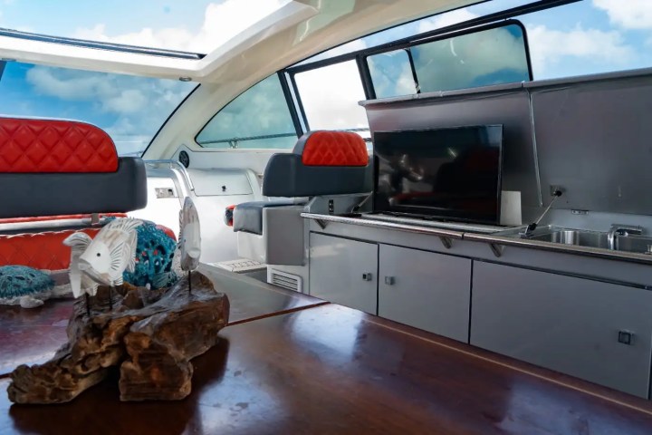 64′ Atlantis interior detail finishes Miami – image 12