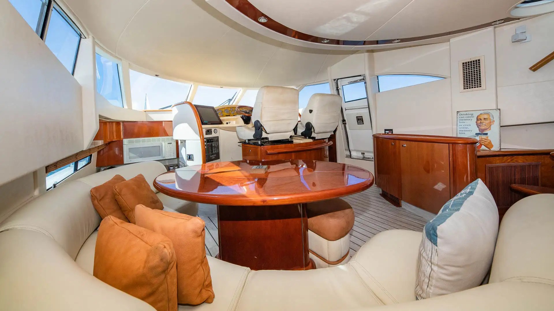 65' Fairline - Yacht Rental in Hollywood, Florida