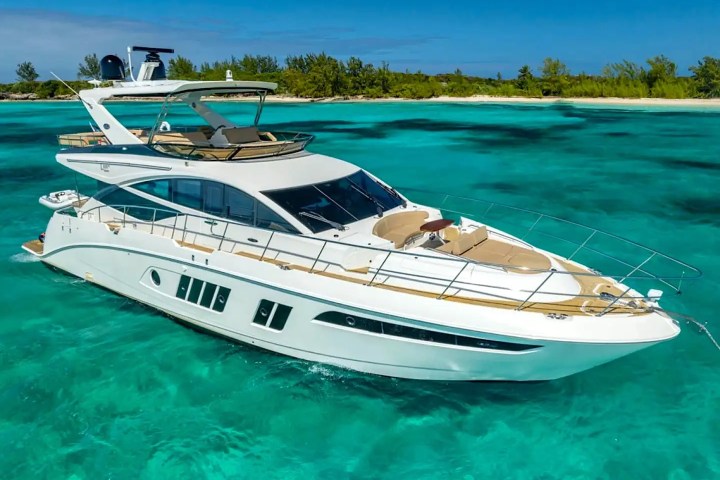 65' SeaRay - Yacht Rental in Nassau, Bahamas