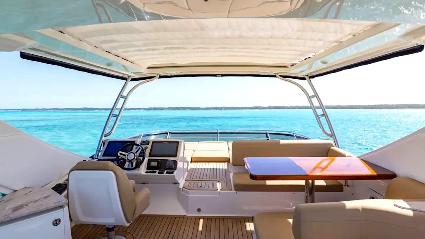 65' SeaRay - Yacht Rental in Nassau, Bahamas