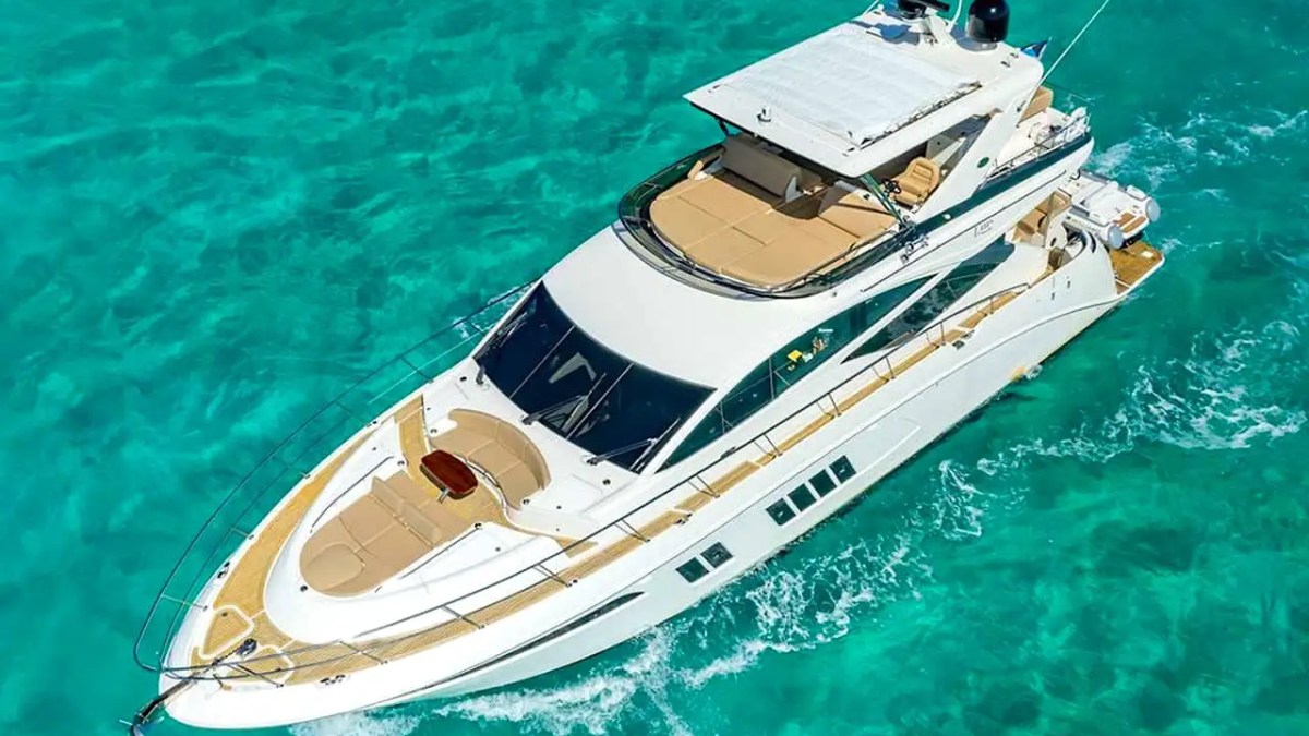65' SeaRay - Yacht Rental in Nassau, Bahamas