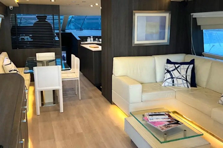 67' Uniesse - Yacht Rental in Tampa, Florida