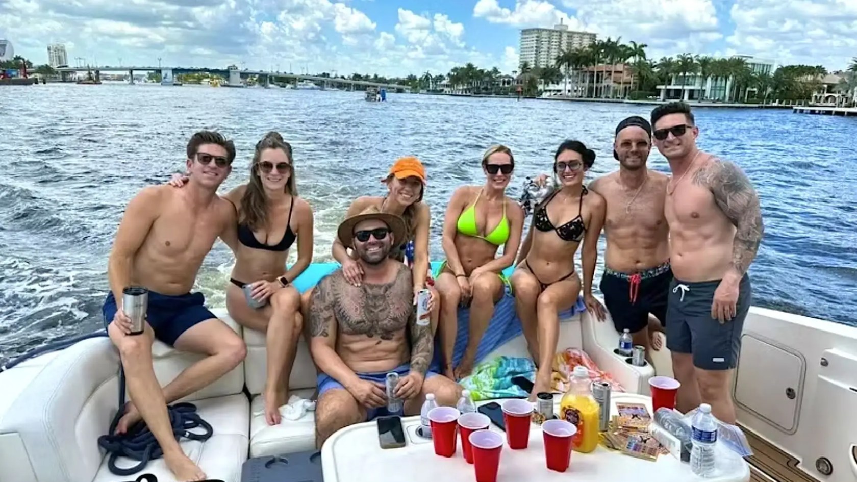 52' SeaRay - Yacht Rental in Fort Lauderdale, Florida