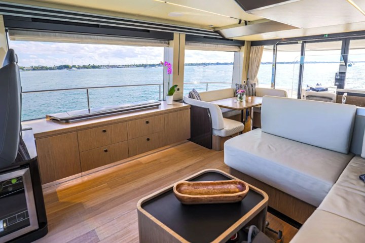 60' Absolute - Yacht Rental in Palm Beach, Florida