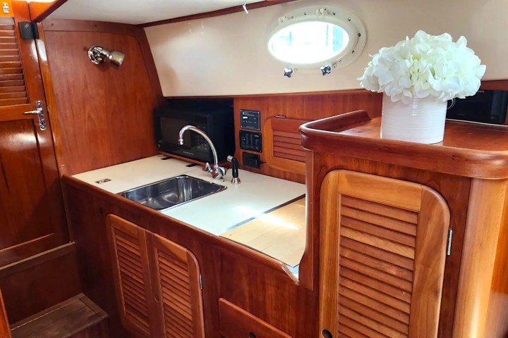 36' Hinckley - Boat Rental in Riviera Beach, Florida