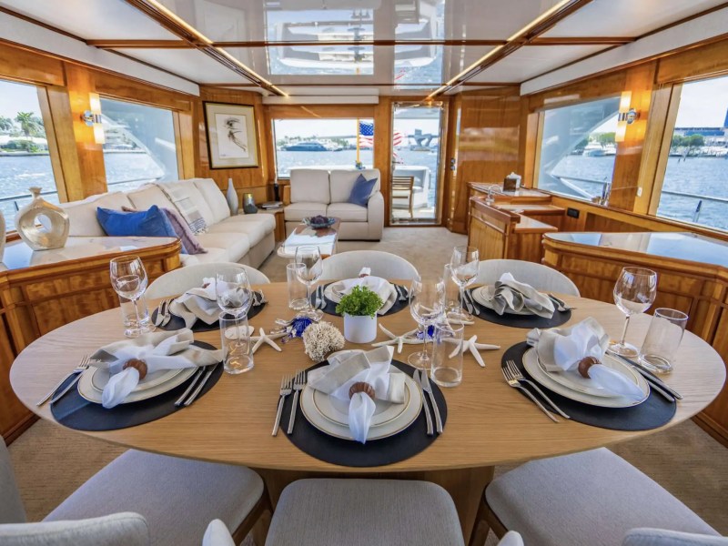 95' Intermarine - Yacht Rental in Fort Lauderdale, Florida